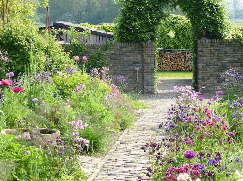 Verbazingwekkend Tuin van de maand mei: Tuin van Geke Rook in Sint Jansklooster (OV DK-33